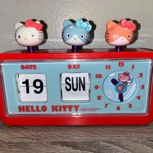 Sanrio Hello Kitty 2008 Flip Clock Date Day Time Red Rare Collectible Alarm